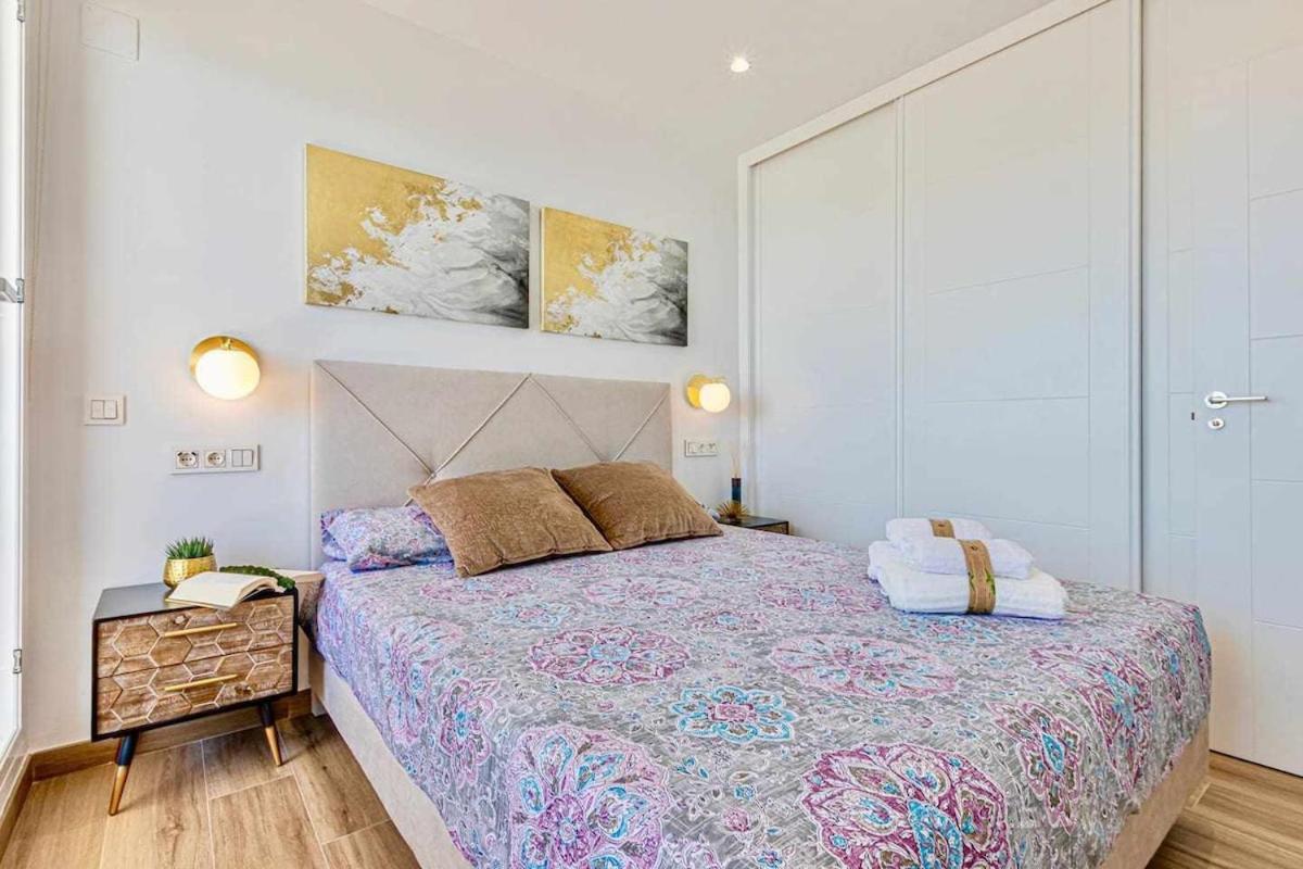 797 Holiday Rentals - Benalbeach- Moderno Piso Para 5 Con Vistas Al Mar Benalmádena Dış mekan fotoğraf