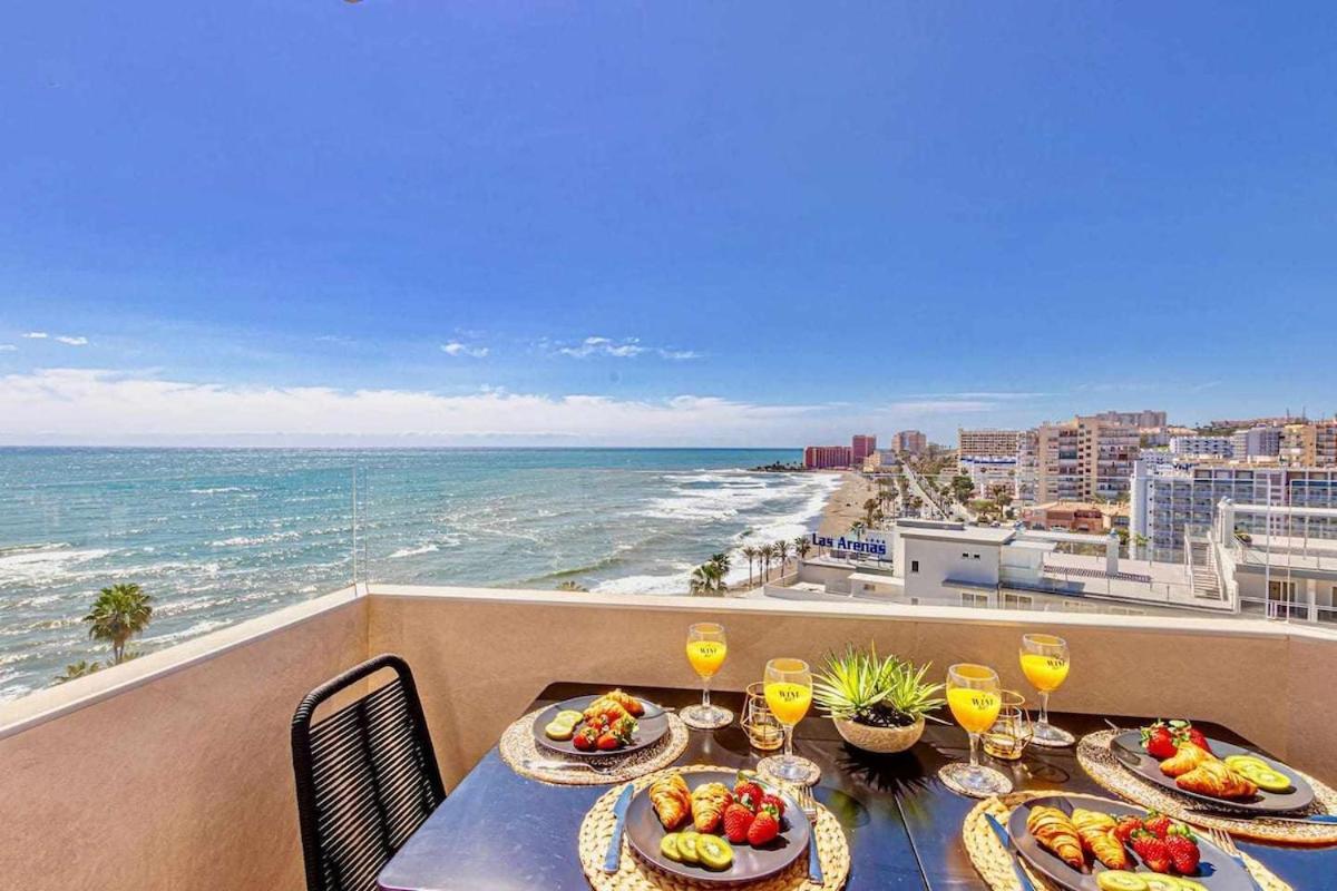 797 Holiday Rentals - Benalbeach- Moderno Piso Para 5 Con Vistas Al Mar Benalmádena Dış mekan fotoğraf